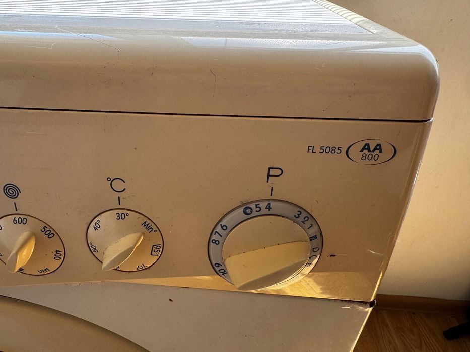 Пералня Whirlpool FL 5085 (за части или ремонт, работеща/ Стиральная машина