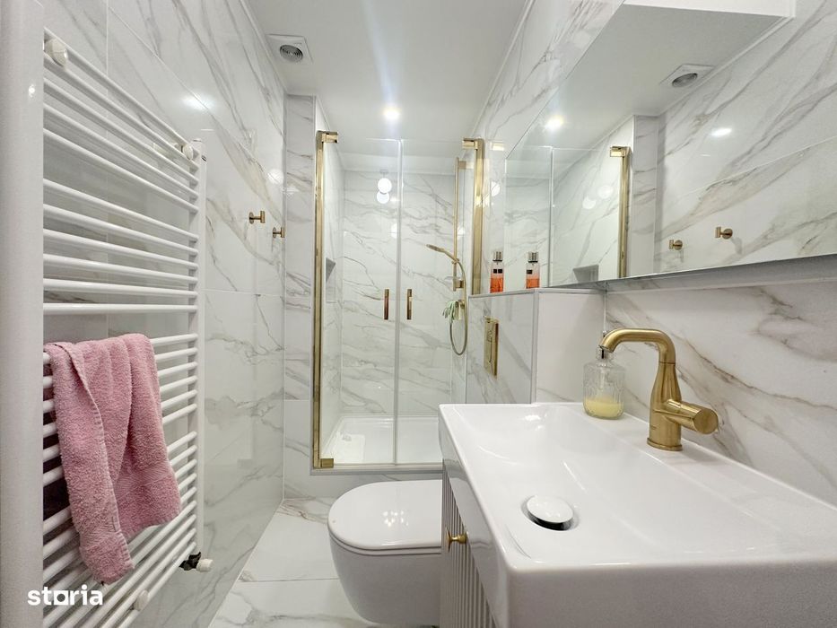 Apartament cu 3 camere de vânzare – Zona Soarelui