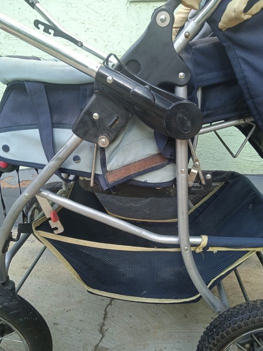 Детская коляска .