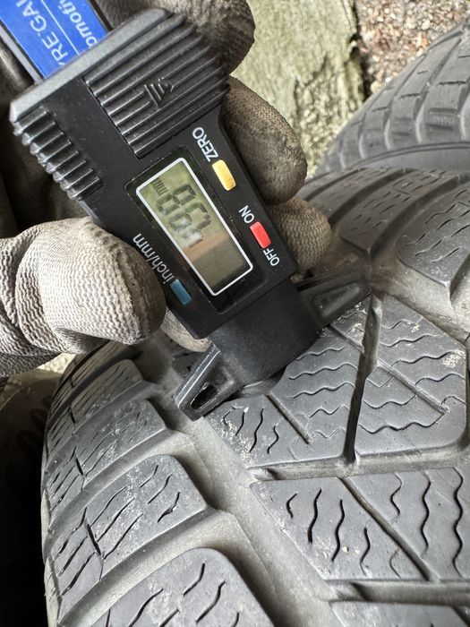 Roti de iarna 215/60/16 + capace VW