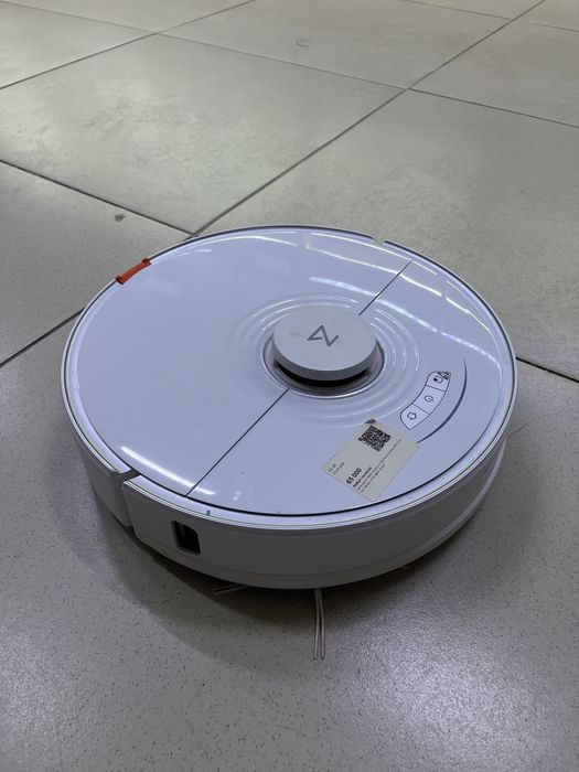 Робот пылесос roborock