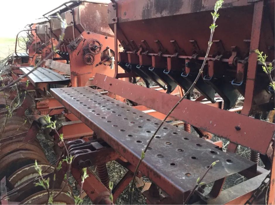 Кировец сеялки