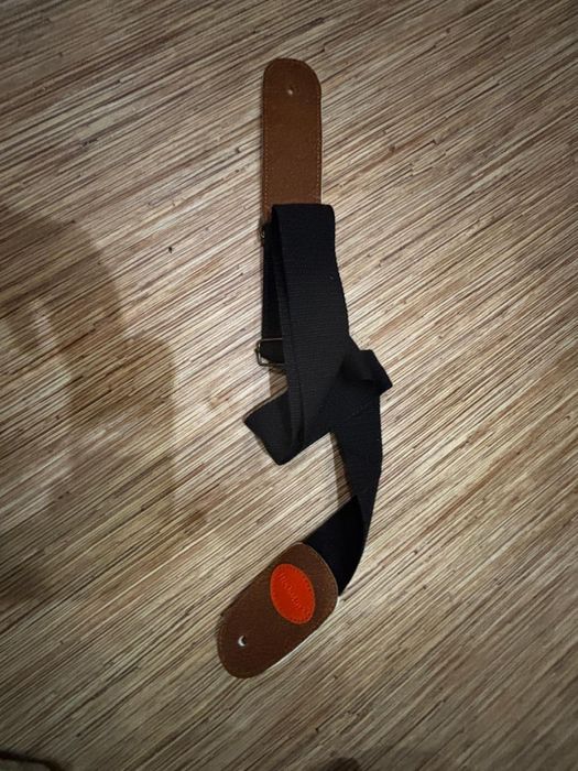 Гитара  акустическая