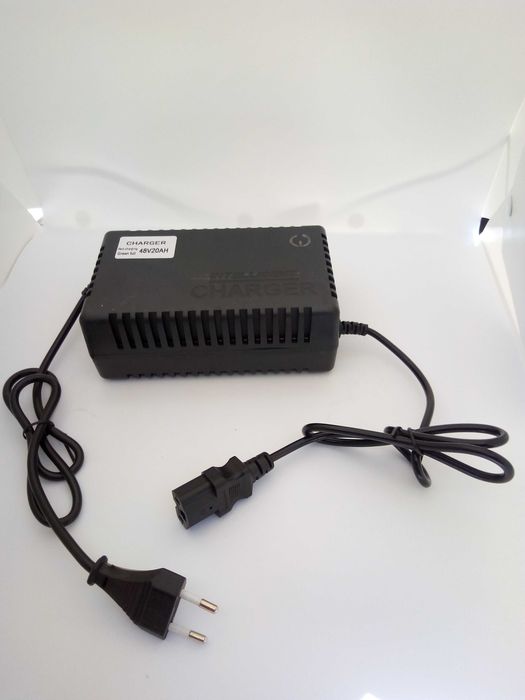 Incarcator profesional scooter electric baterie pe gel 48v20a cod 4456