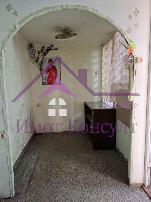 Магазин в Варна-Идеален център площ 9 цена 5000