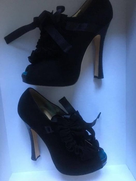 Alaia Zanotti Goose Margiela Dsquared D&G Musette Paciotti Aquazzura