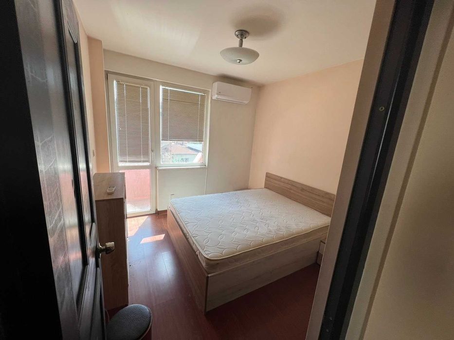 Продава се Тристаен апартамент в София, Надежда 2 - 114 кв.м за 1220 €/кв.м - Снимка #4