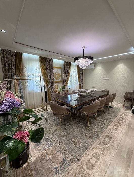 4 ком. Квартира 97 м2. Ор-р: Госпитальный рынок, улица Нукус