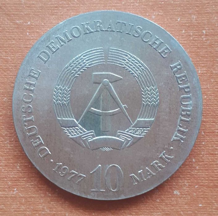 ГДР 10 марок 1977 год, серебро