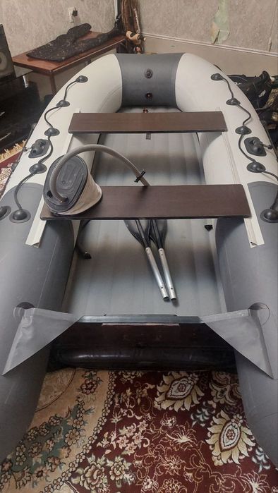 Продаётся лодка Ривьера 3.20 с надувным дном