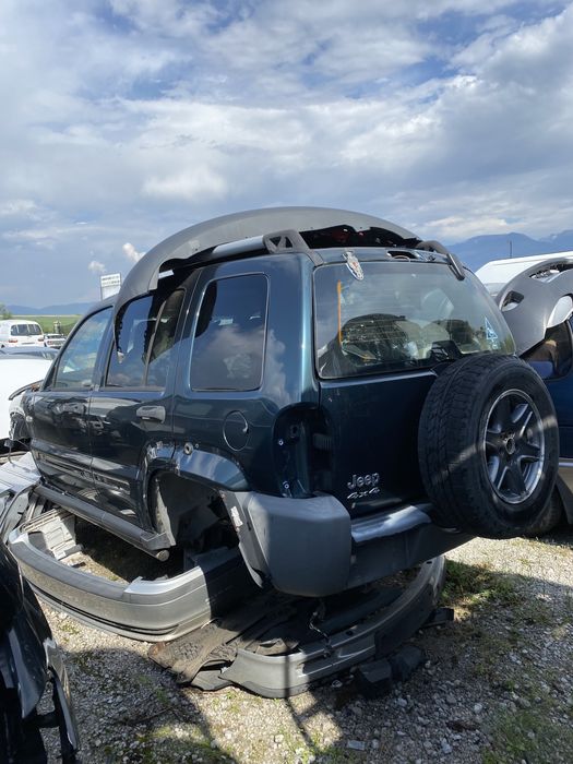 Jeep Cherokee Renegade Liberty 3.7 На части