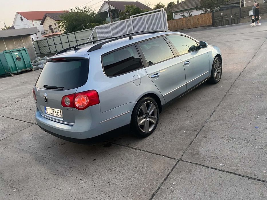 Vând Volkswagen Passat extra full de 2010 170 CP full  trapa padele
