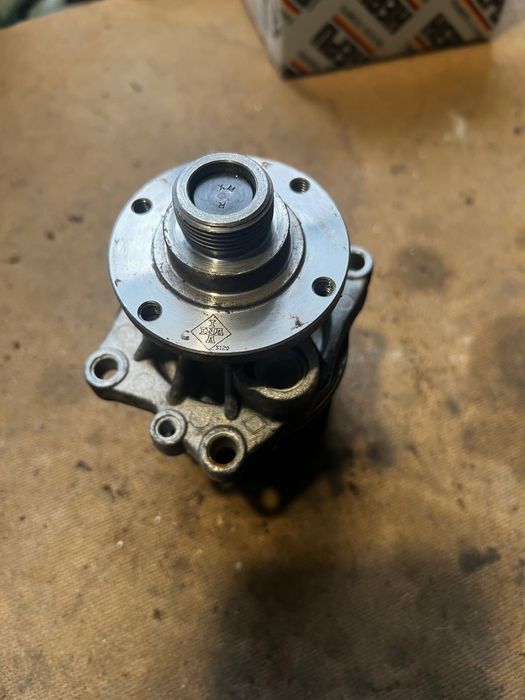 Части за BMW E39