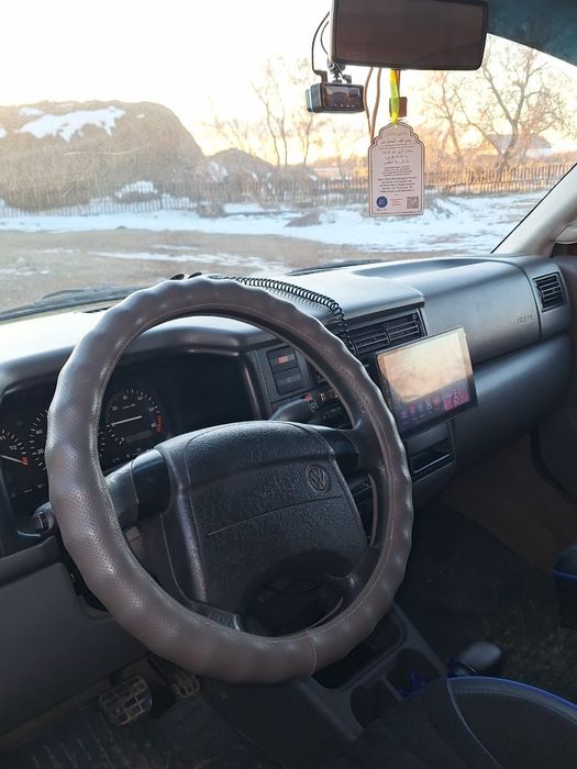 Volkswagen EuroVAN T4