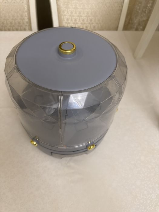 Крятящийся контейнер для сыпучих