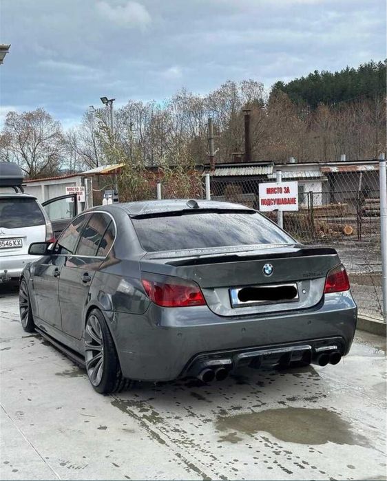 M4 Style спойлер багажник за BMW E60