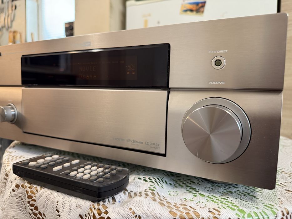 Yamaha RX-V1900 usb Hdmi