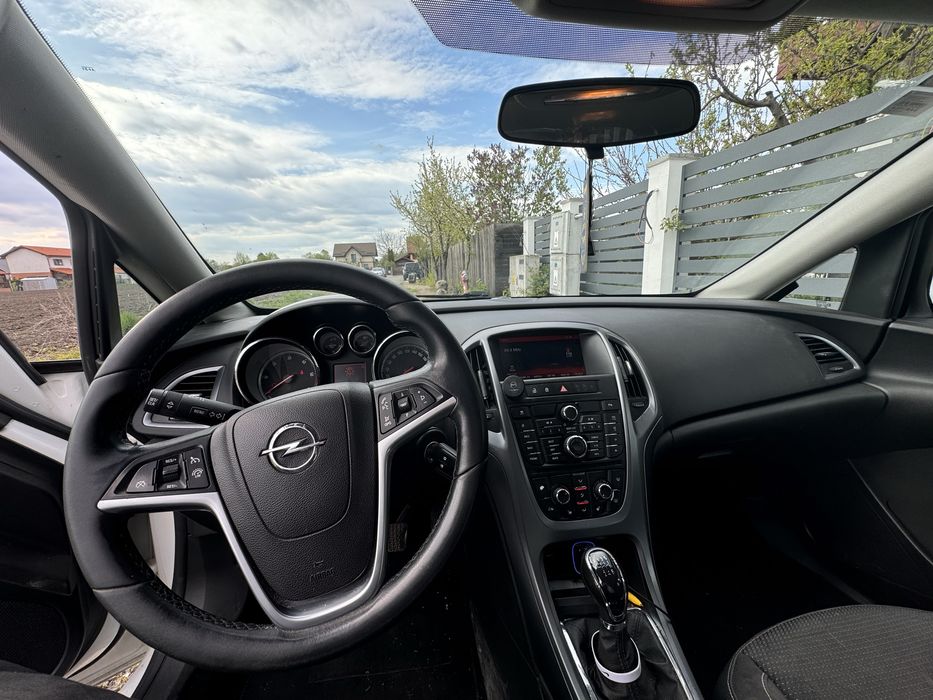 Vand Opel Astra J  2014