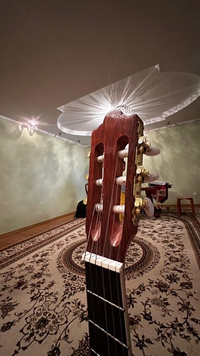 Гитара классическая