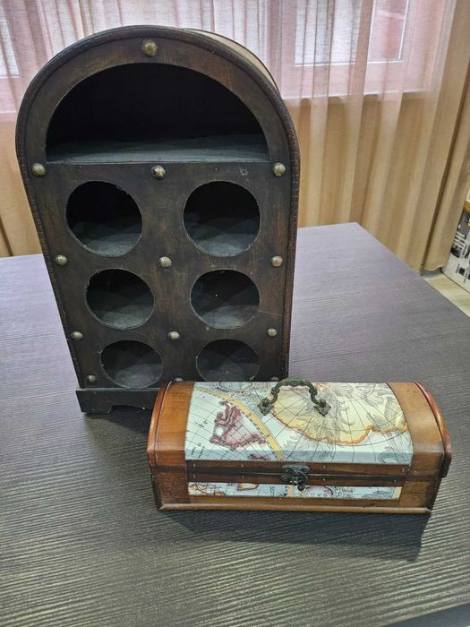 НОВИ поставка за вино и куфарче в същия десен