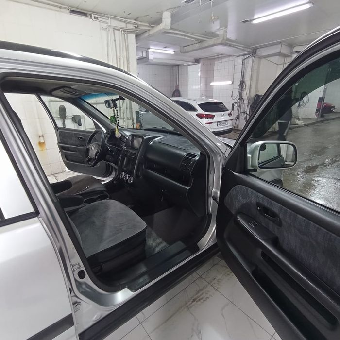 Продам машину Honda CRV