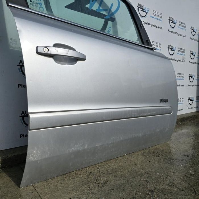 Portiera usa dreapta fata Opel Zafira B Facelift