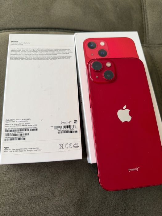 iPhone 13 Red 256 GB