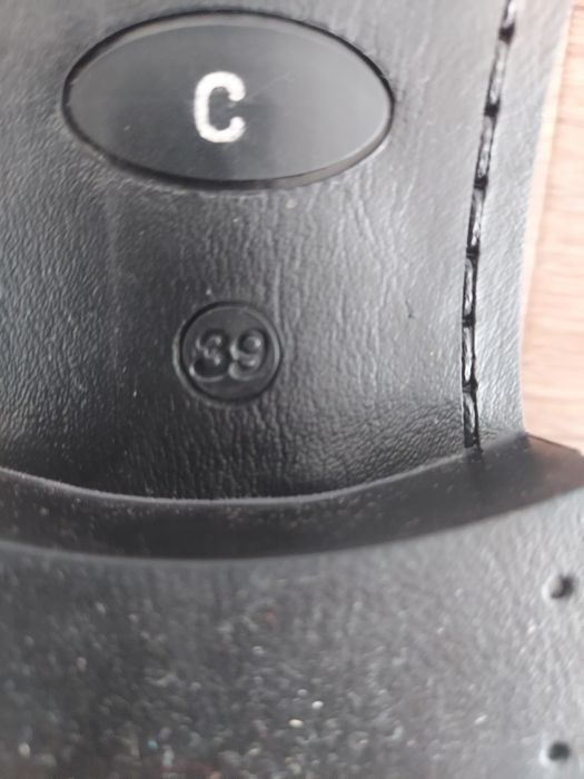 Продам кожаные туфли