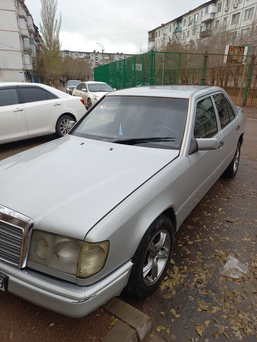Mercedes-Benz E220