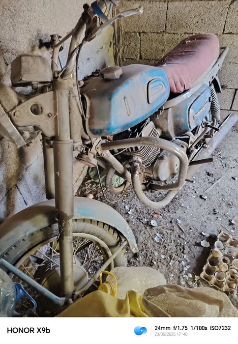 Vasxod. 3 sotiladi. Manzil. Shofirkon