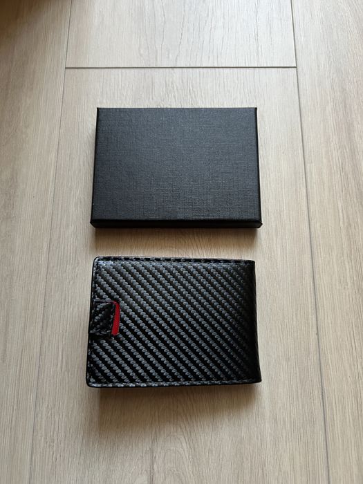 Portofel barbati cu protectie RFID anti-furt