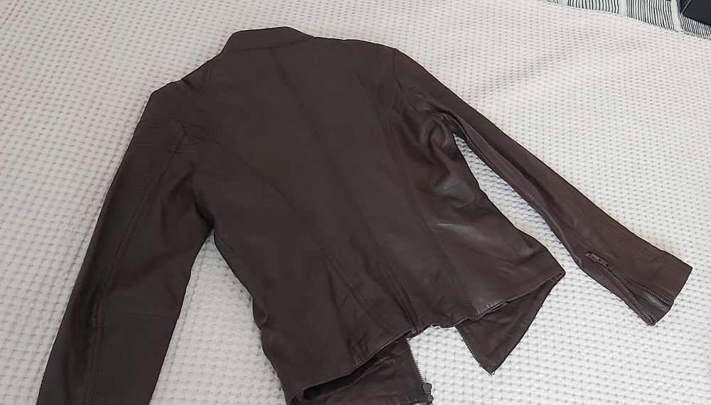 Geaca piele maro Marimea S-M