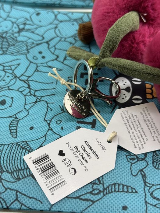 Jellycat / Джеликет ключодържател - Amuseables Cherries