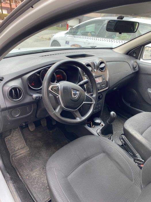Dacia Logan 2018 /Schimb cu duba 8+1 plus diferenta din partea mea