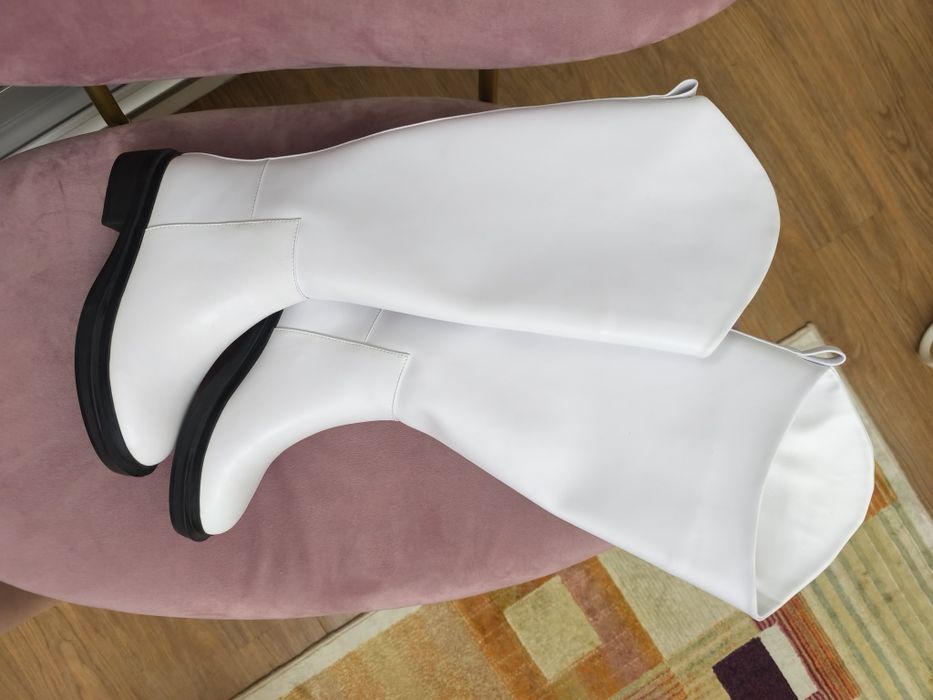 Сапоги белые натуральная кожа