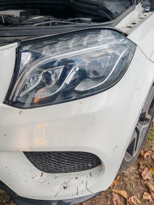 Dezmembrez Mercedes Benz Gls 350