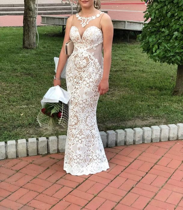 Официална Бутикова рокля