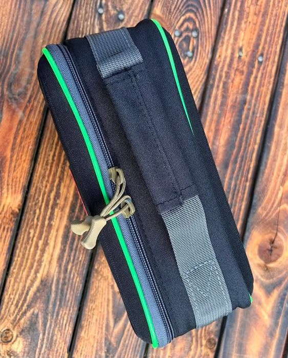 Луксозна чанта-органайзер за риболовни принадлежности и аксесоари

Сти