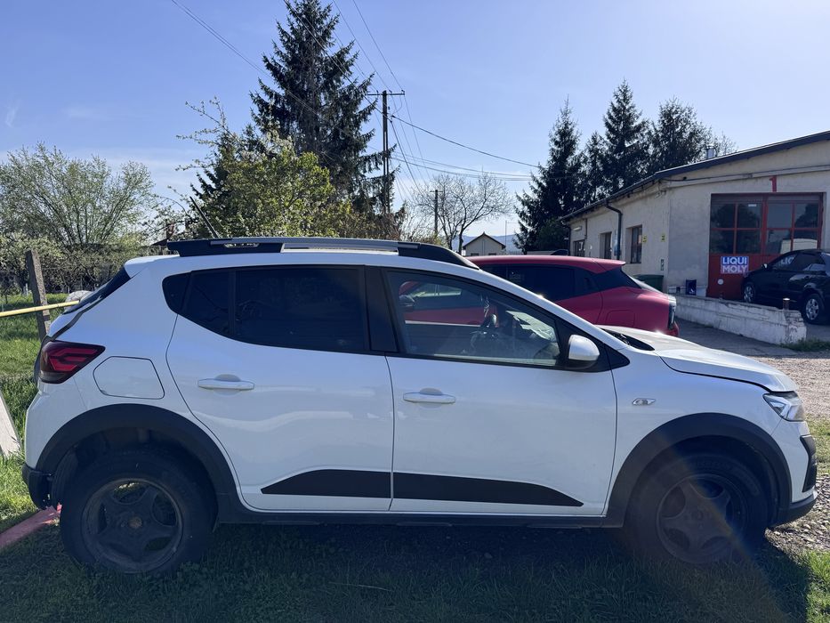 Dacia Sandero Stepway 2022 avariat 1.0 benzina TCE 90 TVA deductibil inclus