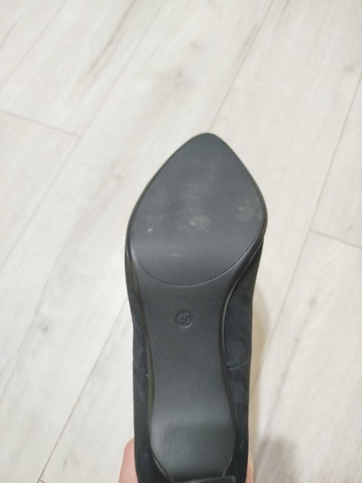 Обувка от велур с ток!