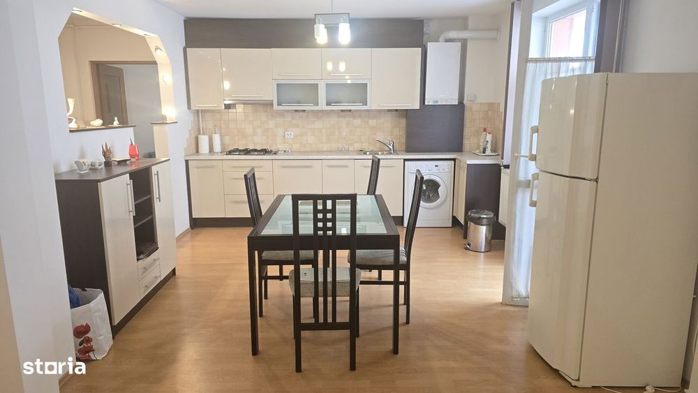 Vand apartament 2 camere, zona Ulpia, etaj 5, bloc din 2009