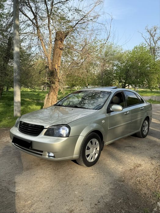 Lasetti 1.8 avtomat 3 pozitsa