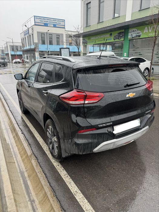 Tracker 2 Premier 2023 AvtoKreditga Passportga 1 kunda