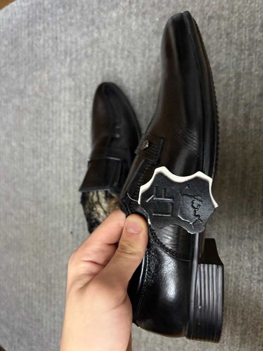 Новые туфли с мехом. Размер 40