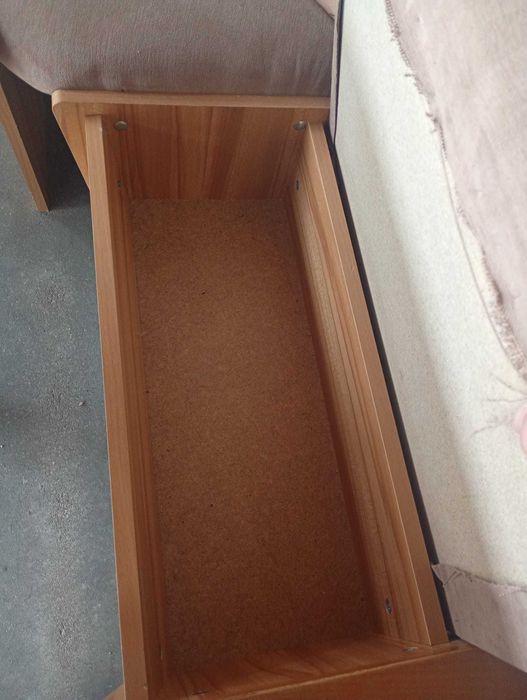 Coltare bucatarie + mese si scaune