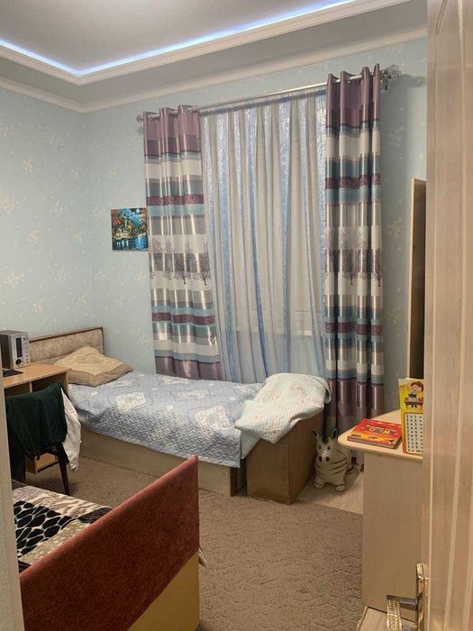 Продается свой, большой дом в Городе Джизаке, махалля Амир Тимура