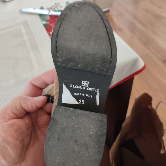 Нови модерни и маркови дамски ботуши "Gloria Ortiz"