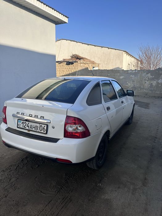 приора сатылады