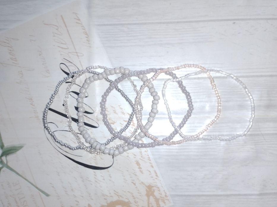 Дамски нови гривни