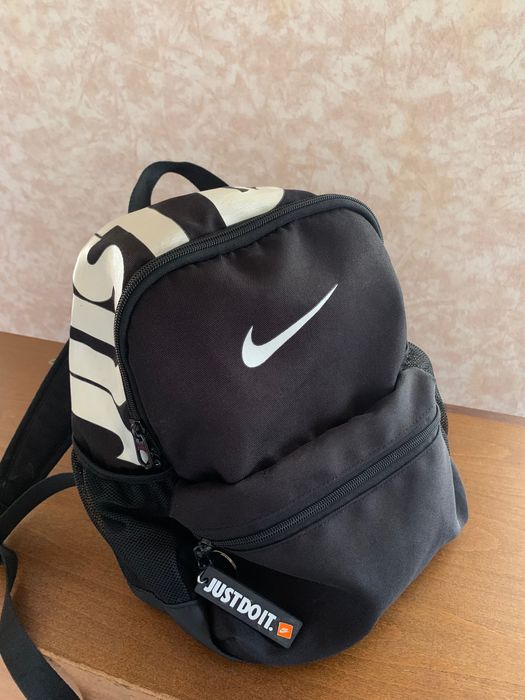 Дамска раница Nike